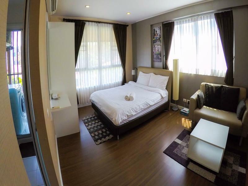 Hoc Daily Apartment Chiang Mai Bagian luar foto